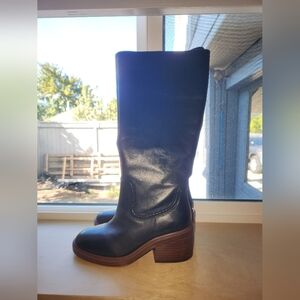 Vince Camuto Vuliann Extra Wide Calf Boot Size 7